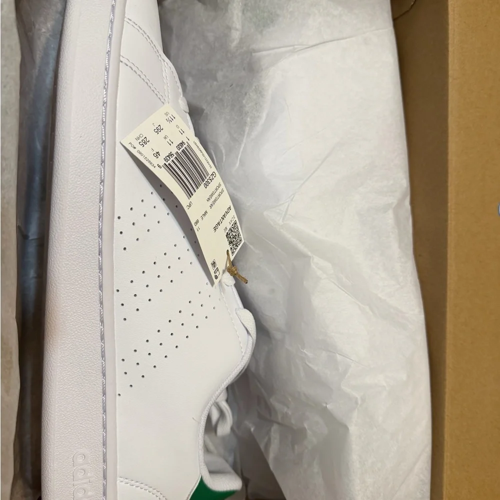 Adidas Advantage - Classic White with Green Detail - Picture 11 of 12